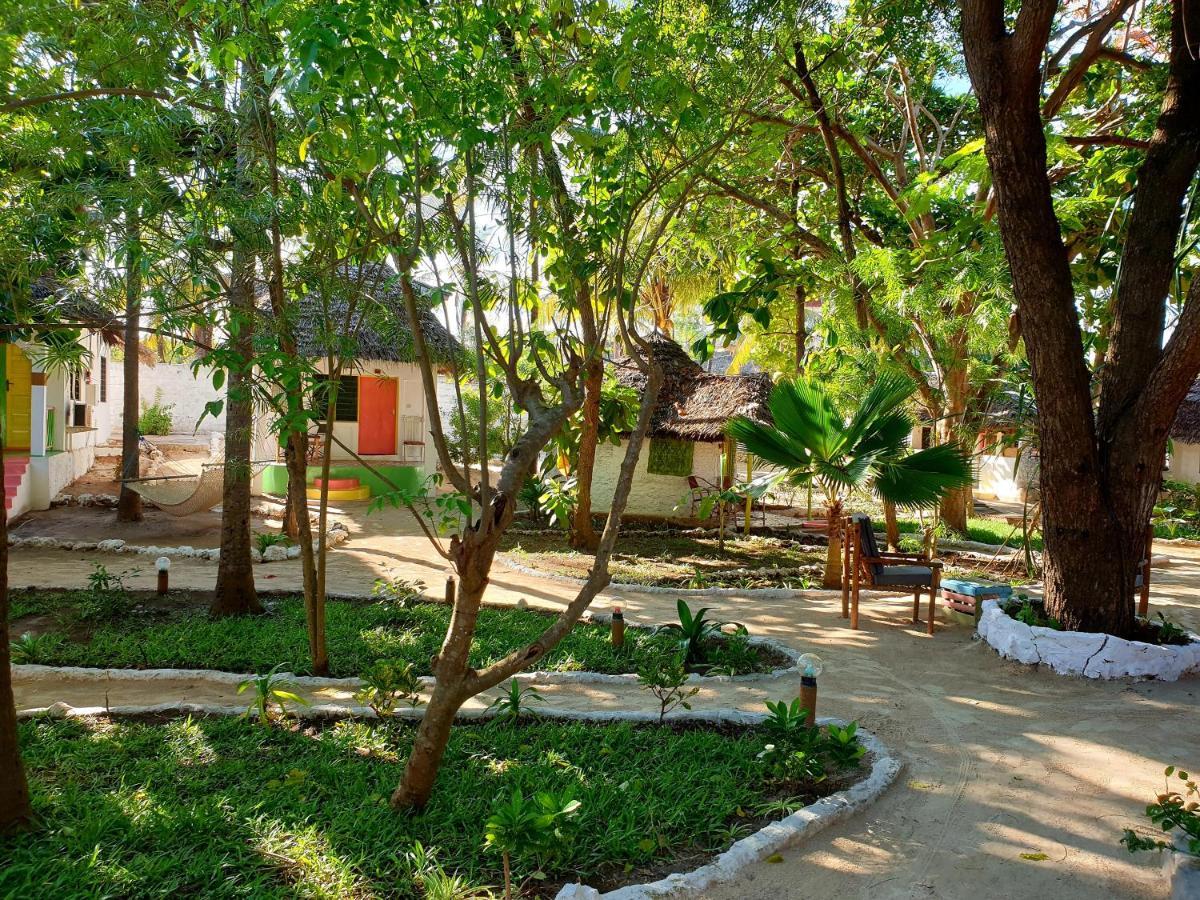 Fontaine Garden Village Bwejuu Kültér fotó